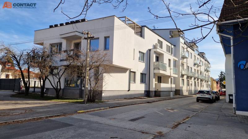 Pod Párovcami Zornica