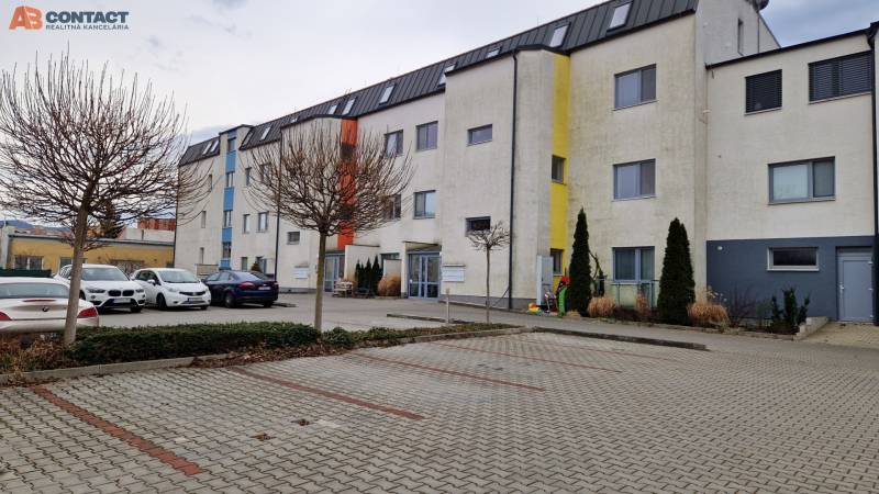 Pod Párovcami Zornica