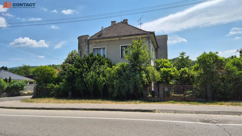 predaj dom Banka