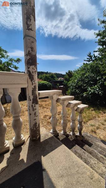 predaj dom Banka