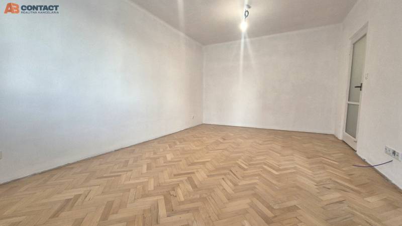 predaj byt A. Hlinku 63, Piešťany