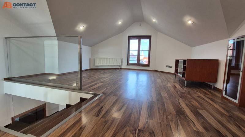 prenájom dom Krakovany