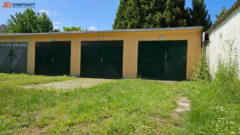 predaj garáž Piešťany