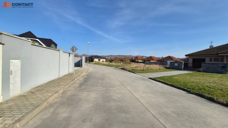 predaj stavebný pozemok Lednická ulica