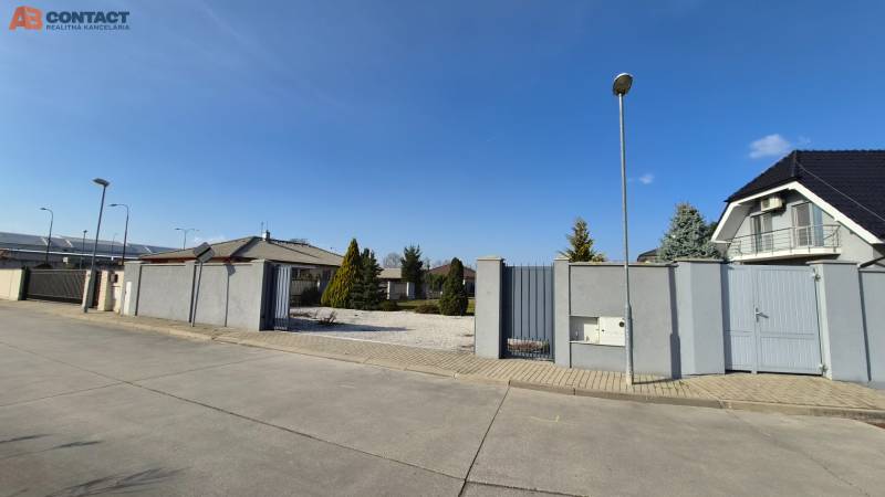 predaj stavebný pozemok Lednická ulica