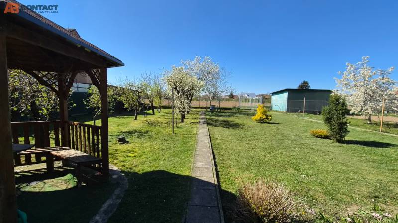 predaj dom Moravany nad Váhom 566