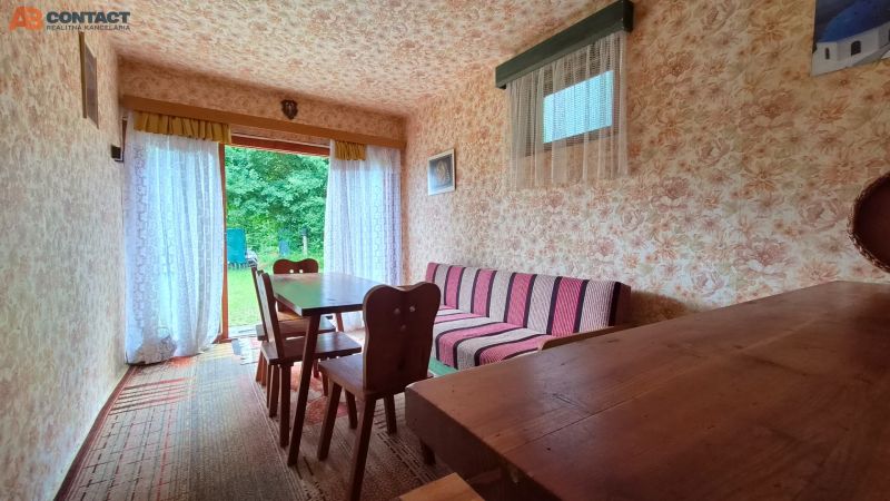 predaj chata Moravany nad Váhom Striebornica