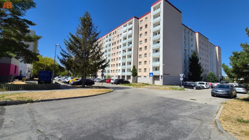 predaj 4-izbový byt Piešťany