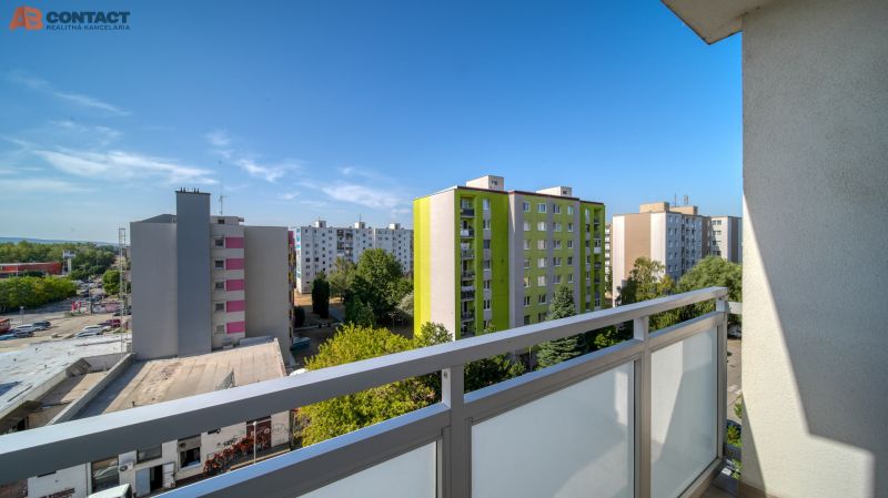 predaj 4-izbový byt Piešťany