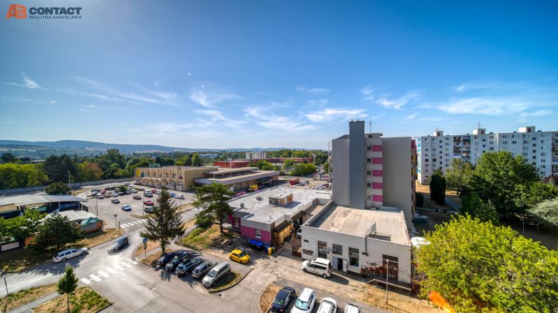 predaj 4-izbový byt Piešťany